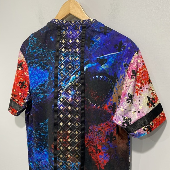 Robert Graham King Shark Limited Edition T-shirt size small men’s short sleeve - Picture 10 of 16